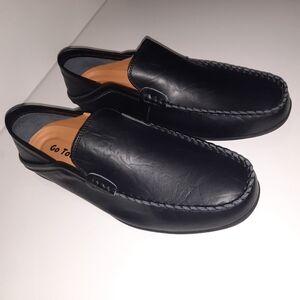 Go Tour Men's Black Causal Slip-on Leather Loafers Size 12 NWOT
